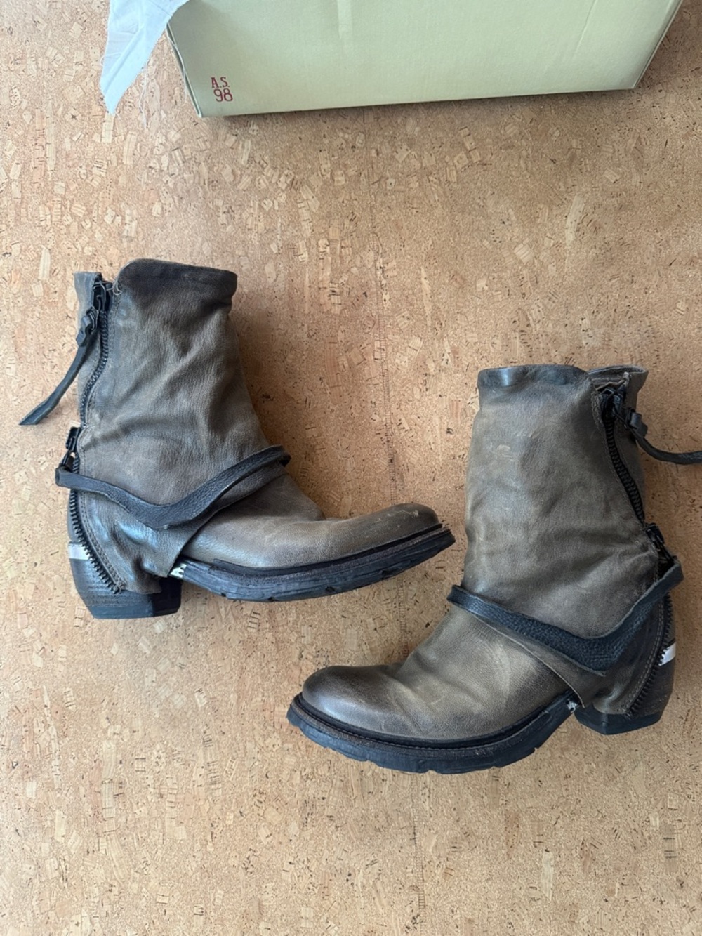 A.S.98 Cayden boots in Smoke+Nero Size 38 8 Distressed Leather Ankle Boots - Picture 3 of 12